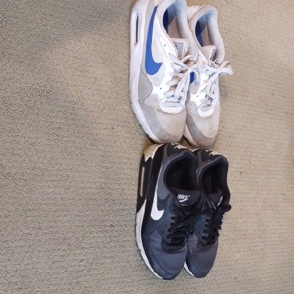 Nike Air Max Sneakers - White and Blue